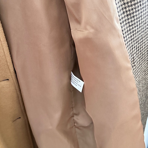Classic Camel Women's Coat - Picture 8 of 10